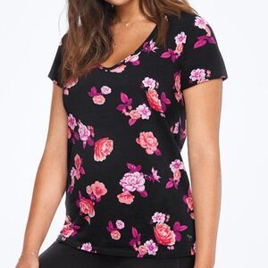 Pink Victoria’s Secret Tee Shirt Top NWT